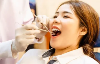 Patient visiting a Medicare PPO Dentist for dental exam